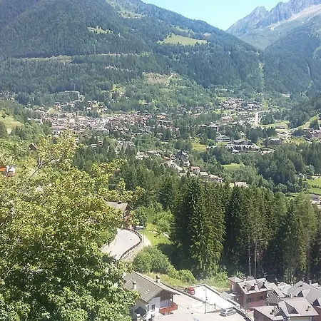 La Vecchia Scuola Nocleg ze śniadaniem Villa d'Allegno